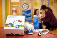 SK텔레콤, 작고 귀여운 ‘헬로키티폰’ 선보여