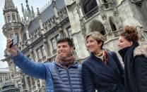 LG V30, 유럽 시장 본격 출시