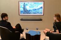 LG전자, 인천공항 제2여객터미널 항공사 라운지 및 로비에 올레드 TV 69대 설치