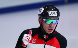 올림픽 신기록 세운 헝가리 쇼트트랙 선수단의 금빛 질주 비결은 ‘애플라인드’