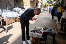 폴 스미스의 렌즈를 통해 경험하는 여행, 전설적 디자이너가 담아낸 홍콩 고유의 매력