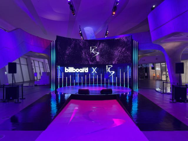 DDP 쇼룸에 펼쳐진 ‘K-패션과 K-POP’의 시너지 ‘RTS X 빌보드코리아 패션 상설전시’ 11만 명 몰려