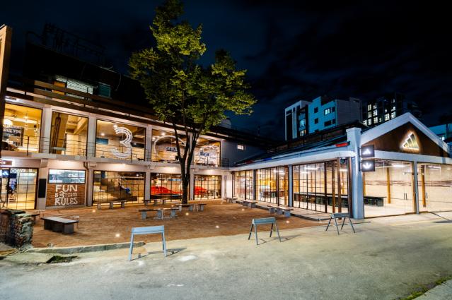 아디다스, 서울 성수동에 ‘CAFÉ 3 STRIPES SEOUL’ 오픈