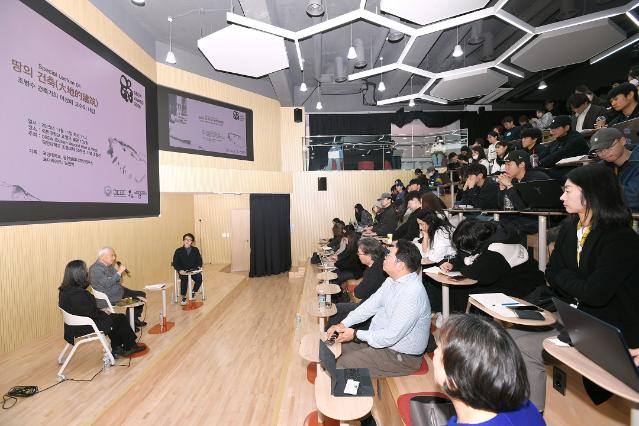 DBEW AWARD, 특강 시리즈 1회로 2026 여정의 문을 열다