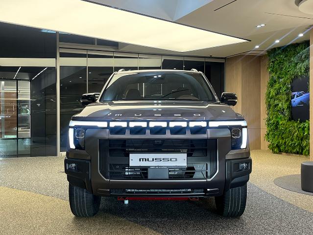 KG 모빌리티, 정통 픽업 ‘무쏘’ 공개