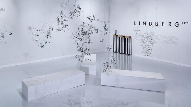 린드버그(Lindberg)와 유코 니시카와(Yuko Nishikawa), 분해된 안경으로 설치 작품 제작