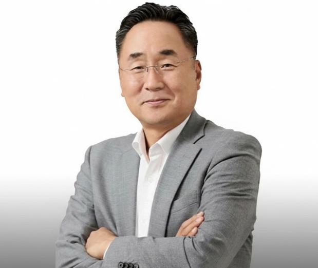 [기고] 장년의 창원산단, 청년으로 거듭나라 - 미래 100년을 설계하는 ‘공공 행정의 선행 디자인’이 필요해 - 김광순 청년디자인리빙랩 디자인 자문위원