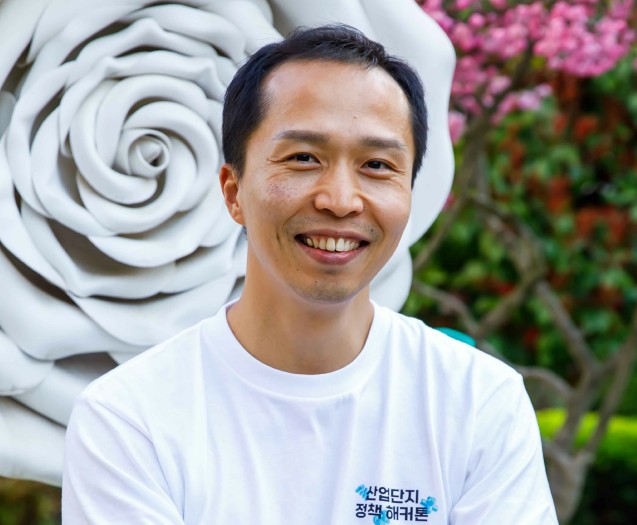 (인터뷰) 일터를 넘어 삶의 공간으로 산단의 새로운 변화를 그리다 - 창원 청년디자인리빙랩 지역대표단 효성중공업 화학장치팀 이인재 PM