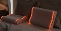 LED 불빛으로 잠을 깨워주는 스마트 베개