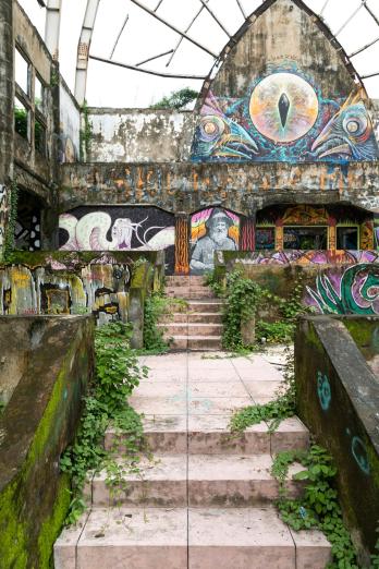 인도네시아 디자인, 버려진 발리 테마파크에서 ‘스위트 스폿’을 찾다.