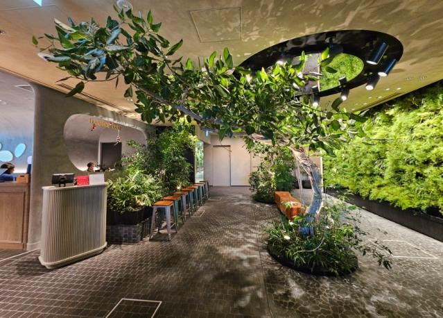 머무는 도시의 탄생, 다카나와 게이트웨이 시티와 LUFTBAUM의 공간 전략