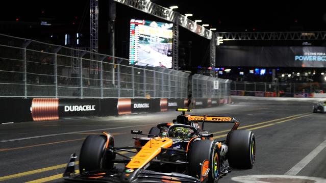 디지털 시대, F1과 레이싱코어의 부상