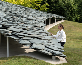 바위 언덕을 형상화한 Junya Ishigami의 우아한 캐노피, Serpentine Pavilion 2019