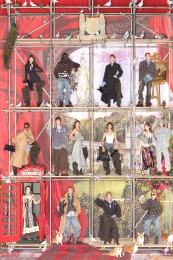 디젤과 메종 마르지엘라의 디자이너 Glenn Martens, H&M과 함께 컬렉션을 선보이다